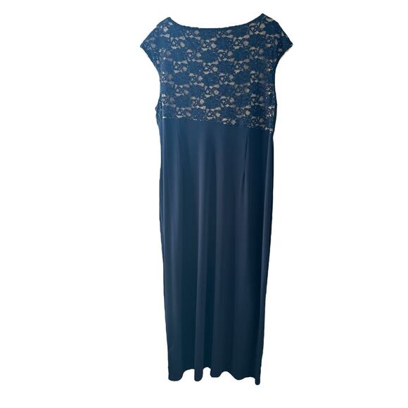NWT Connected Embellished Cap Sleeve Gathered Waist Navy Gown Size 24W - Picture 12 of 12